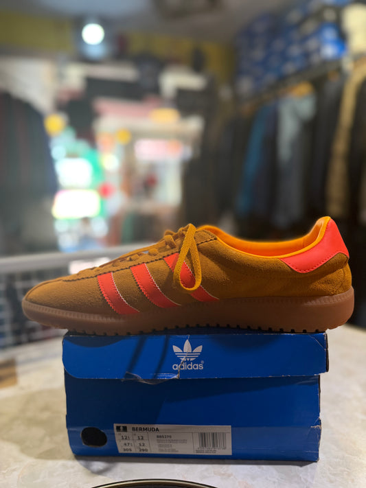 Adidas Bermuda (B85270) – Solar Gold/Orange – UK 12