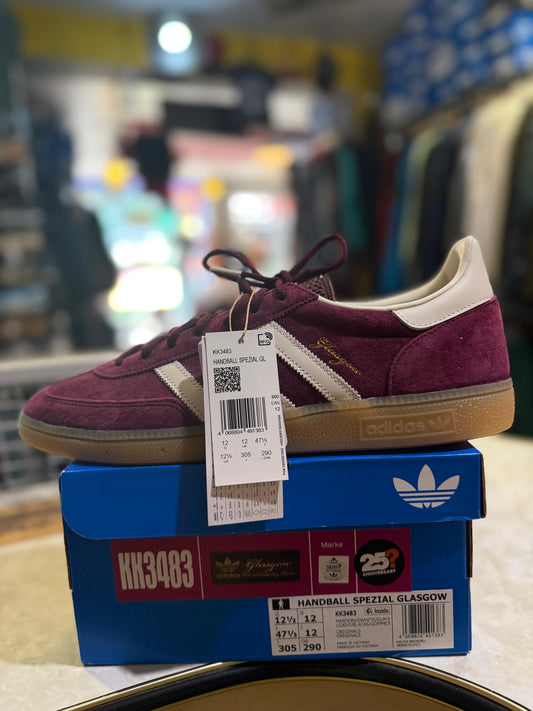 Adidas Handball Spezial Glasgow Maroon - Side profile on box