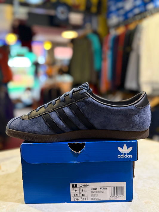 Adidas London Prelovi Black Gum UK 8.5 IE0825 - clean side profile on box