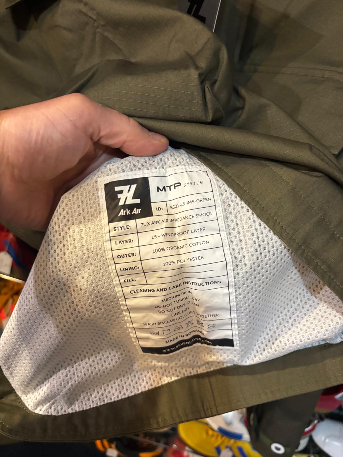 7L x Ark Air Impedance Smock - care label