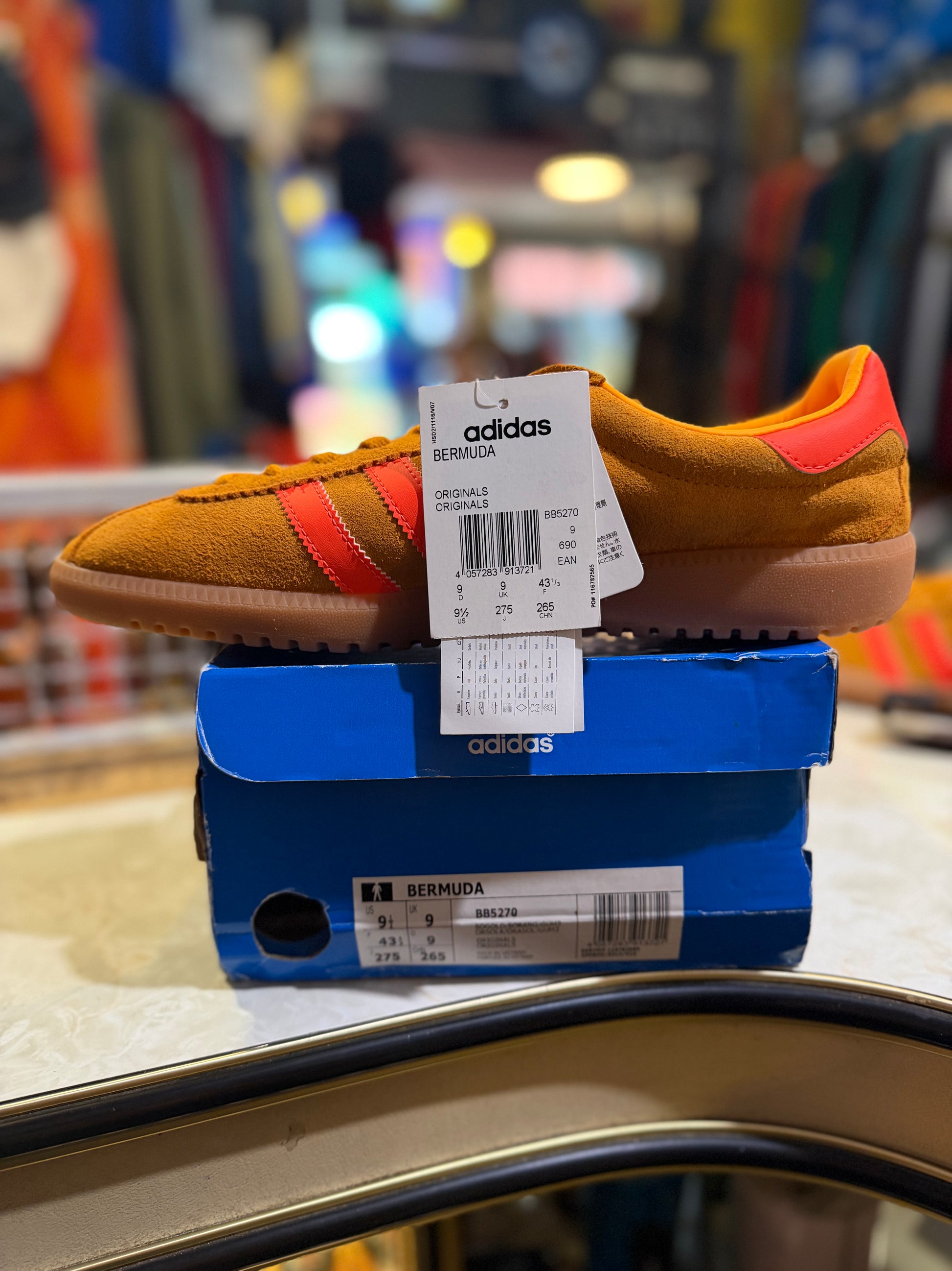Adidas Bermuda Trainers – Gold/Orange UK 9