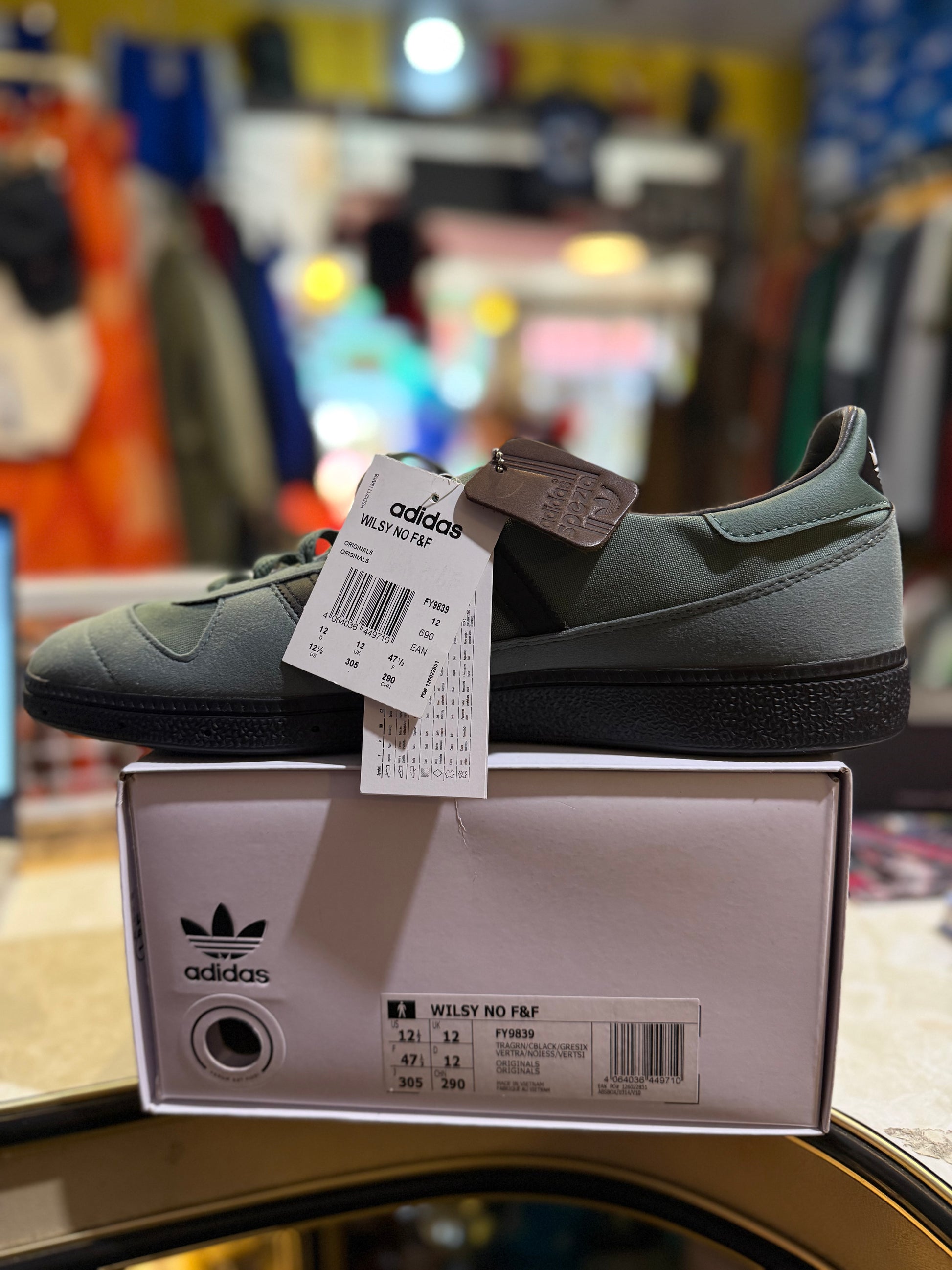Adidas x New Order Wilsy 'Friends & Family' _nwrdrSPZL Shadow Green/Black UK 12