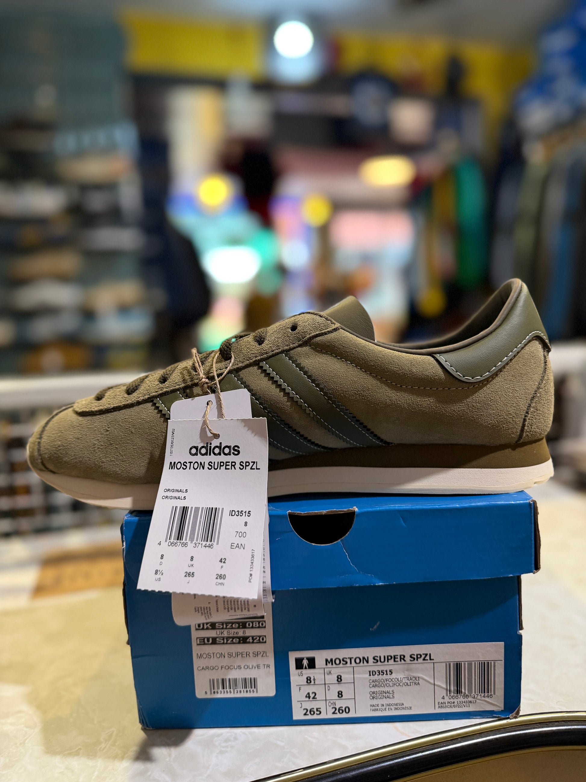 Adidas Spezial Moston Super SPZL Cargo Focus Olive - Tag and box detail