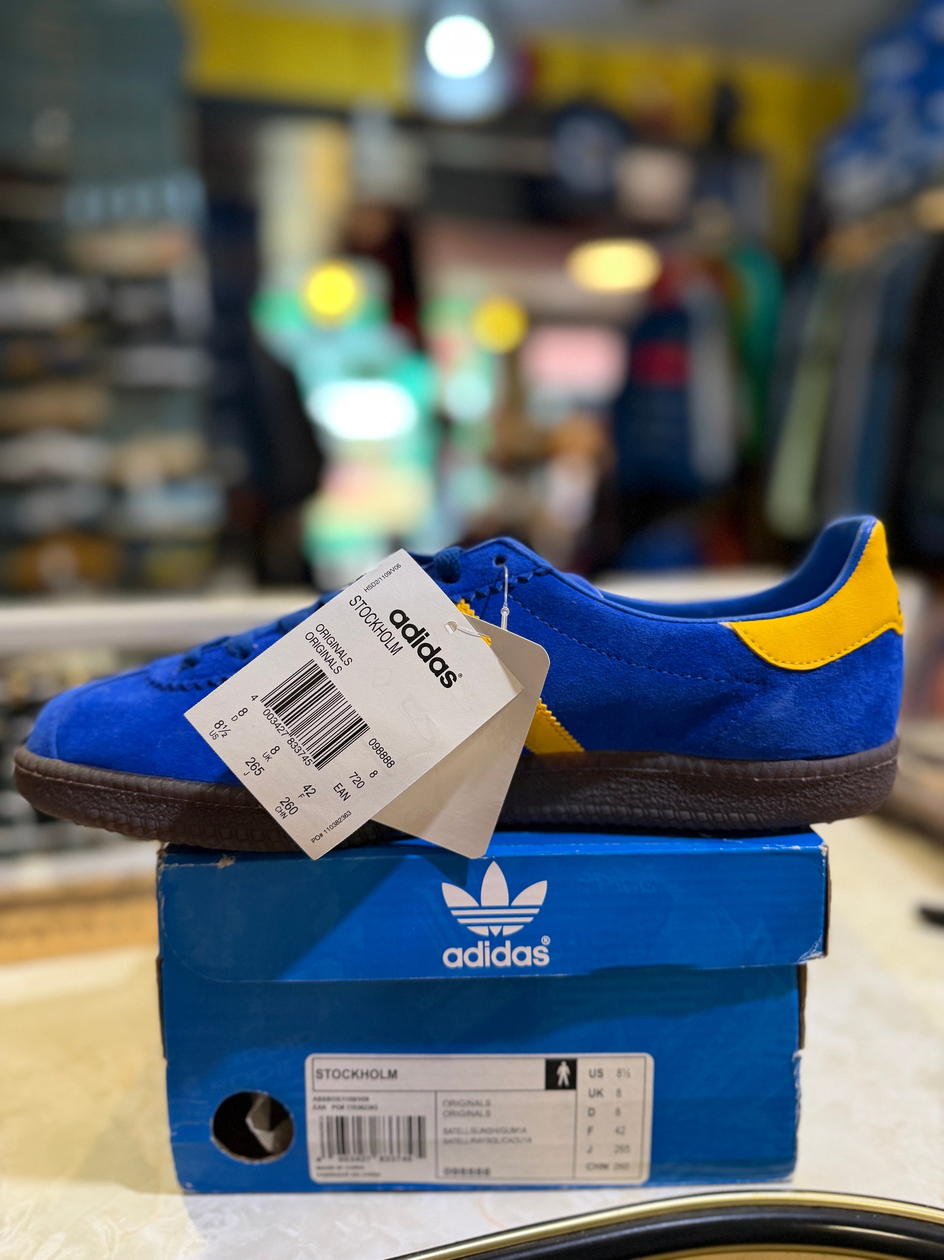 Adidas Originals Stockholm Satellite Sunshine - Tag and box detail
