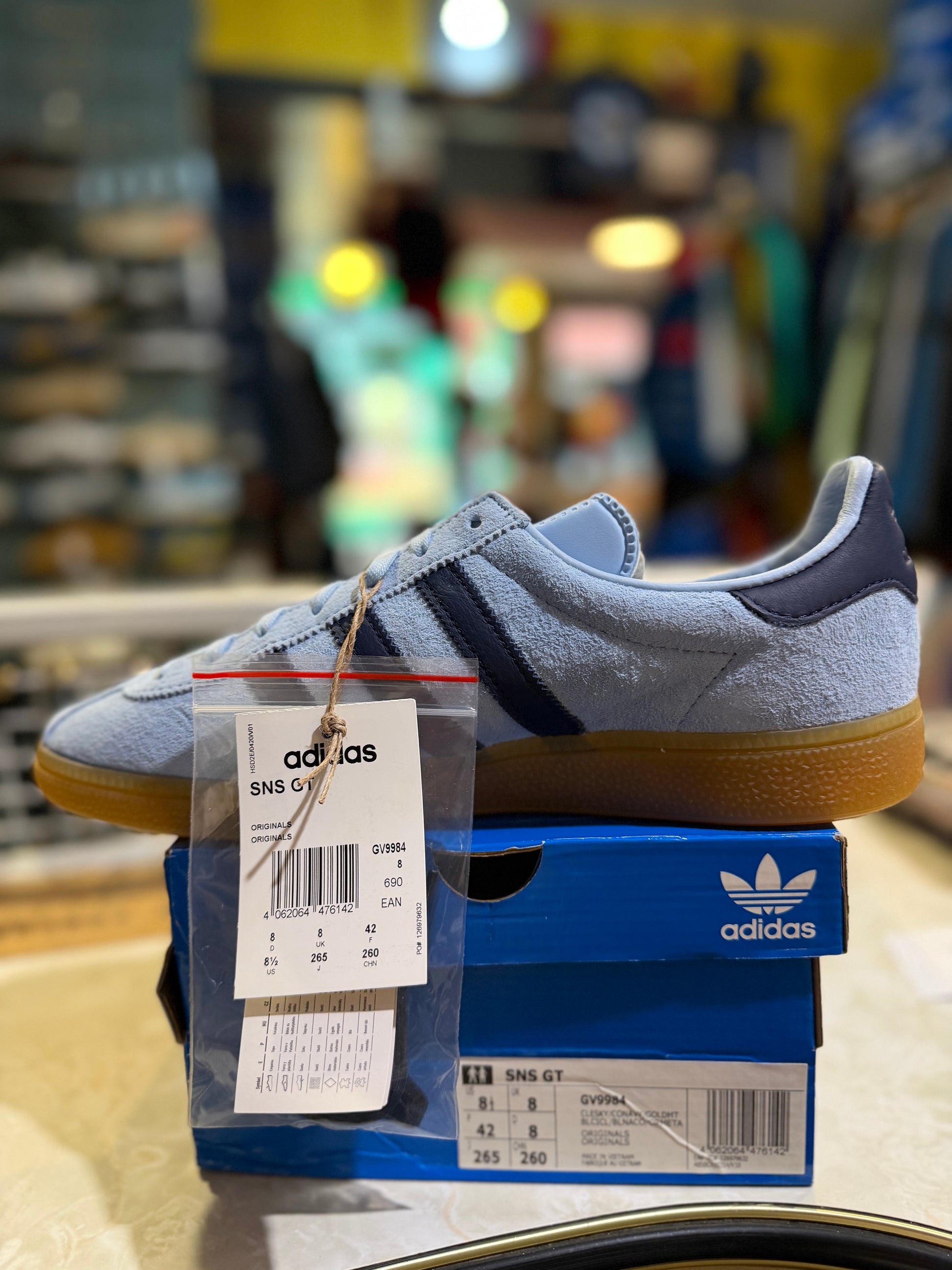 Adidas Originals SNS GT Clear Sky Colony Gum - Tag and box detail