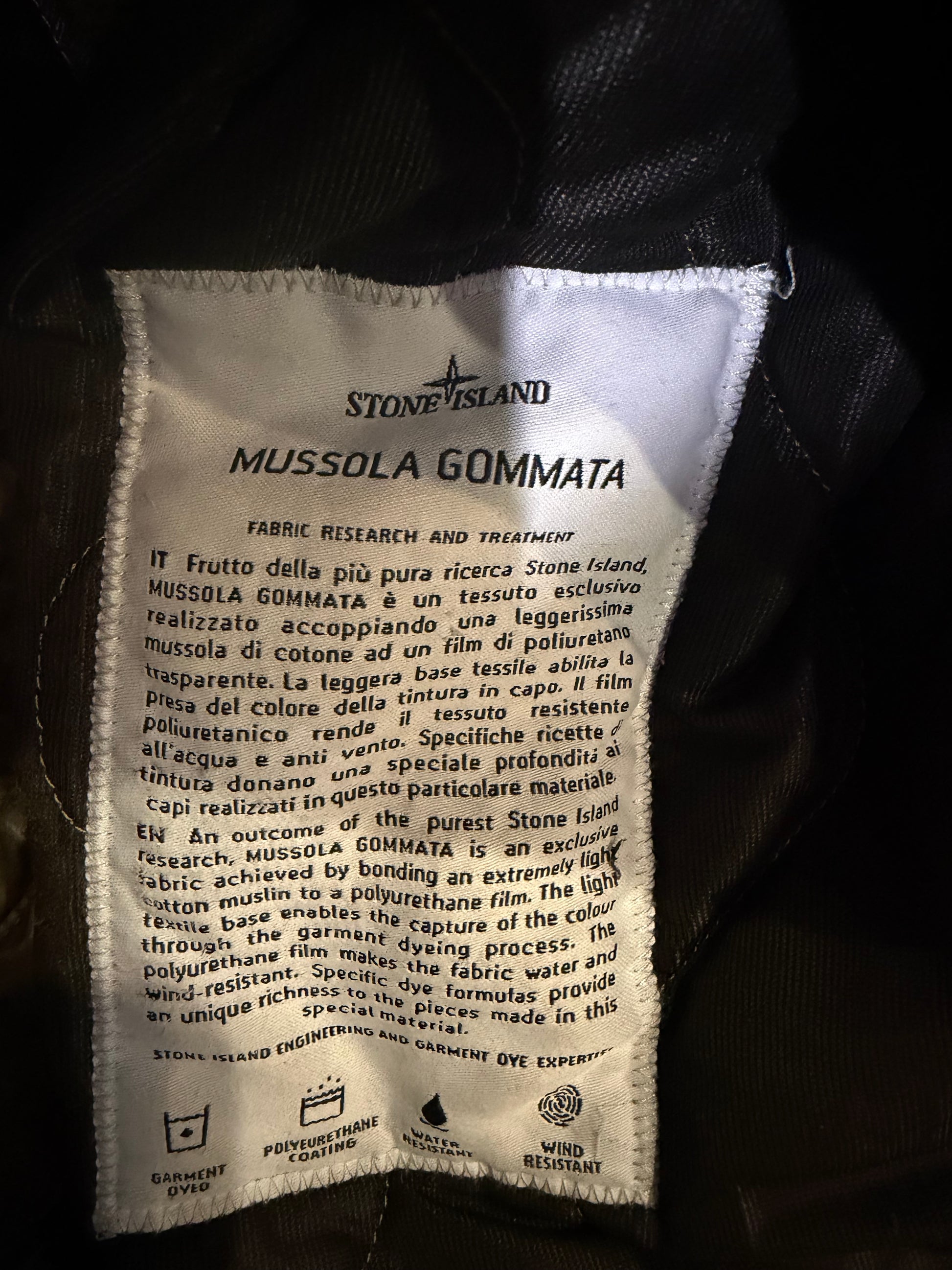 Stone Island Mussola Gommata Fabric Label