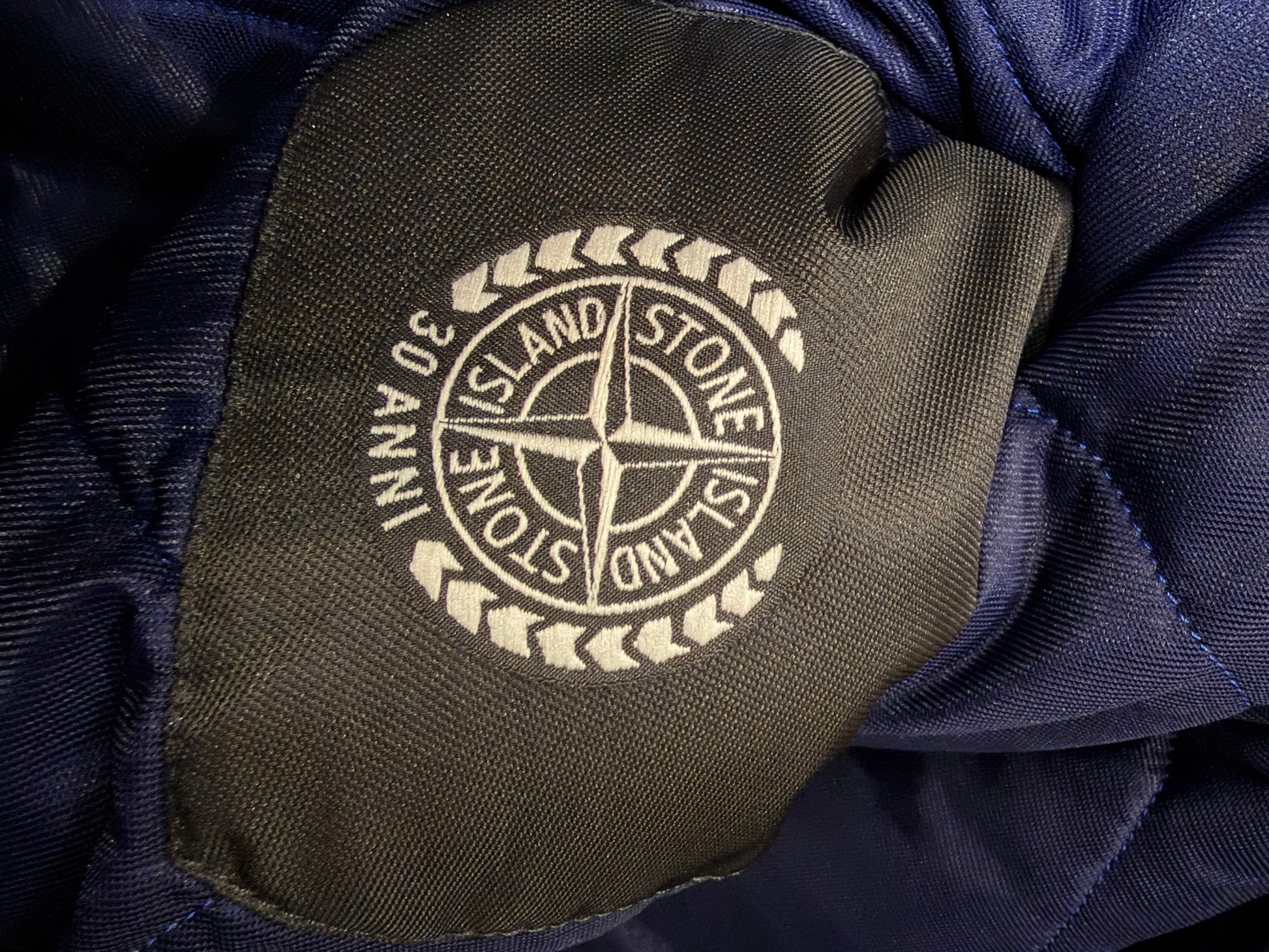 Stone Island 30 Anni internal compass badge - AW12 30th anniversary emblem