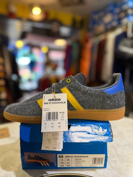 Adidas SNS GT Stockholm HQ1155 grey suede trainer with blue stripes and gum sole on original box