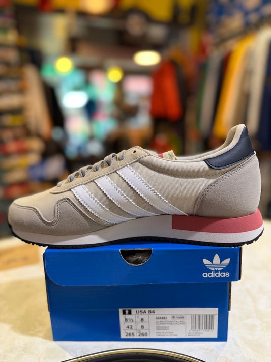 Adidas USA 84 GX4582 UK 8, side profile on box