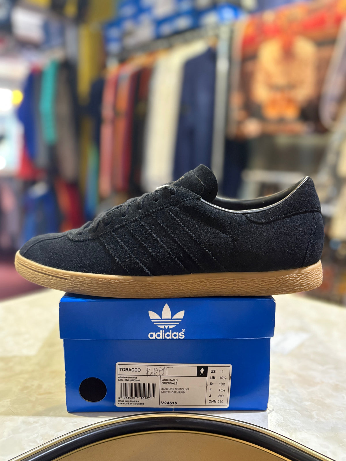 adidas Tobacco V24616