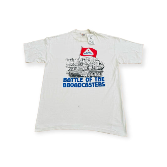 Battle of the Broadcasters Design 90s Short Sleeved T-Shirt