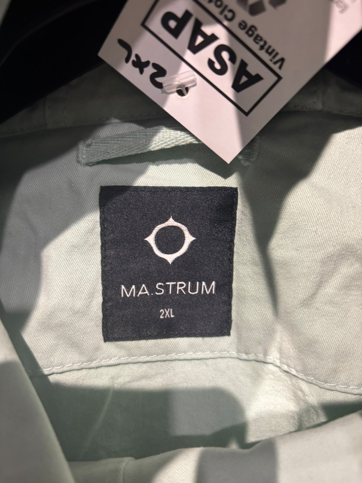 MA.STRUM smock garment detail