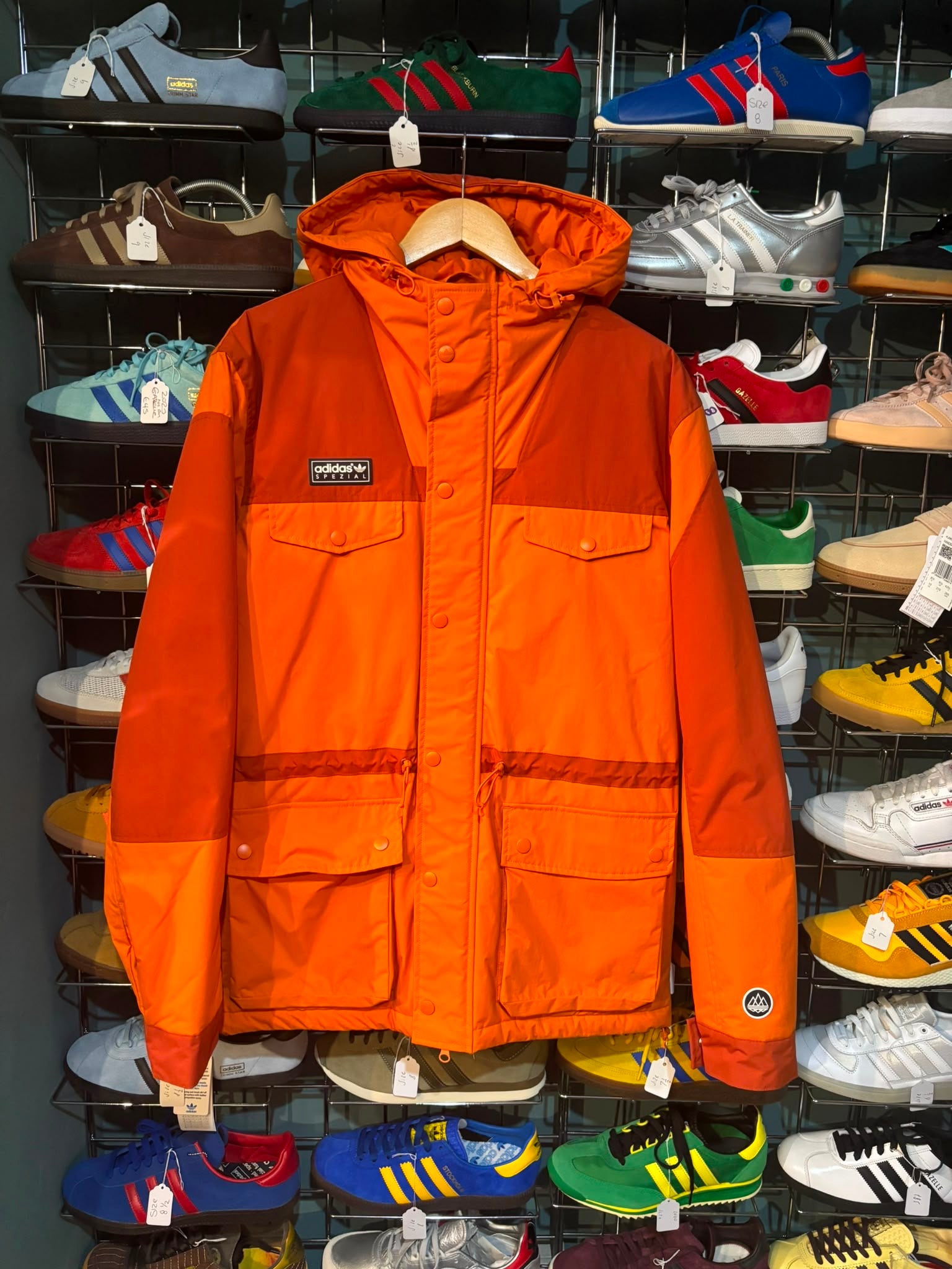 Adidas Spezial Mountain Jacket Orange Rust - Back