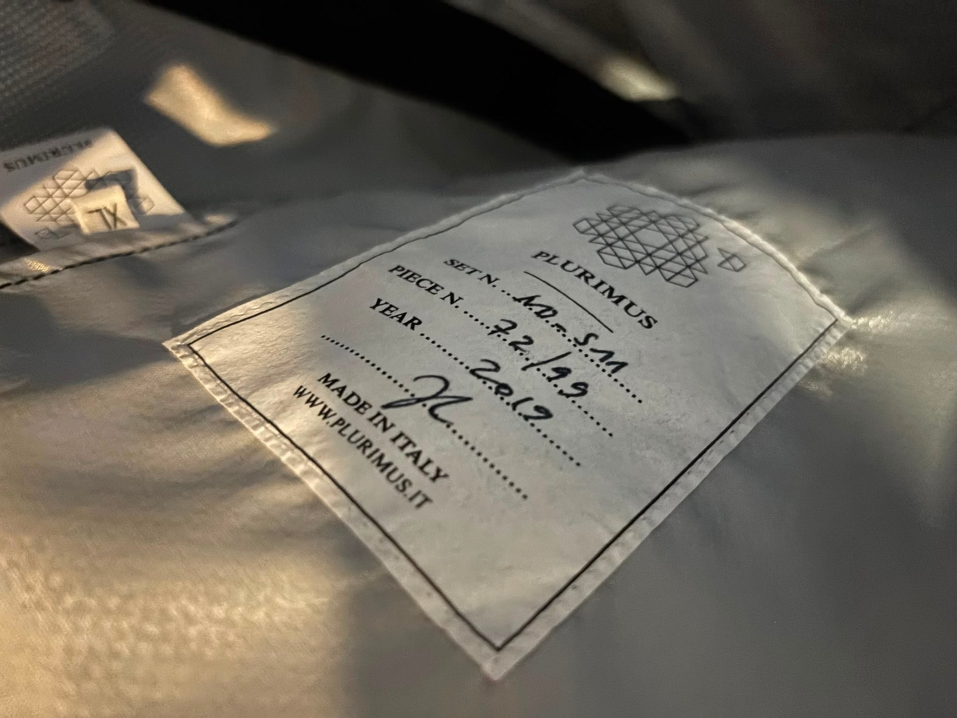 Plurimus — Numbered Label Piece 22/99 Made in Italy 2012